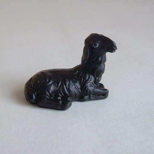 Krippenfiguren schwarzes Schaf liegend, 2 cm Höhe, Krippenzubehör, Tierfigur, Zusatzfigur, Mini-Garten