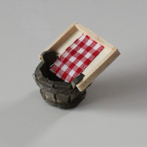 Krippenzubehör Waschbottich, Zuber, Kübel aus Holz mit Waschbrett und Tuch, Wichtelzubehör, Mini-Garten, Krippendeko, Puppenstube, – Bild 2