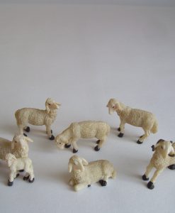 Krippenzubehör 6 Schafe Schafherde 4cm Krippenfiguren Tierfiguren Minigarten