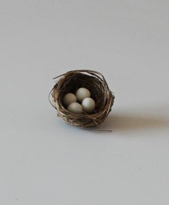 Krippenzubehör Eier im Nest Eiernest Gelege Vogelnest Minigarten