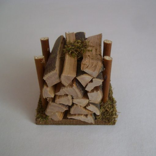 Krippenzubehör Holzstapel gespaltenes Holz mit Moos, Krippendekoration, Holzplatz, gelagertes Holz – Bild 2