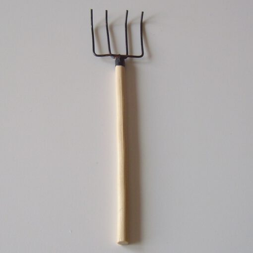 Krippenzubehör Mistgabel mit 4 schwarzen Zinken ca. 11,5 cm Krippendekoration Mini-Garten Arbeitsgerät Werkzeug
