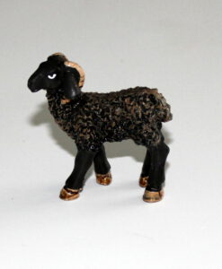 Krippenfiguren schwarzer Widder, stehend, Schaf, Schafbock, Bock, Tierfigur, Krippenzubehör, Krippendeko, Mini-Garten
