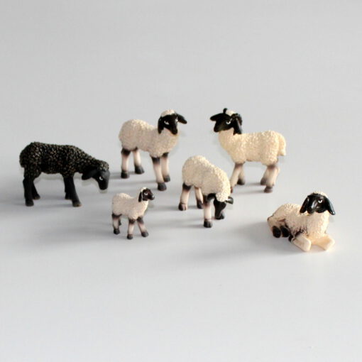 Krippenzubehör 6 Schafe Schwarznasen Schafherde im Set Krippenfiguren 6,5 cm Tierfiguren