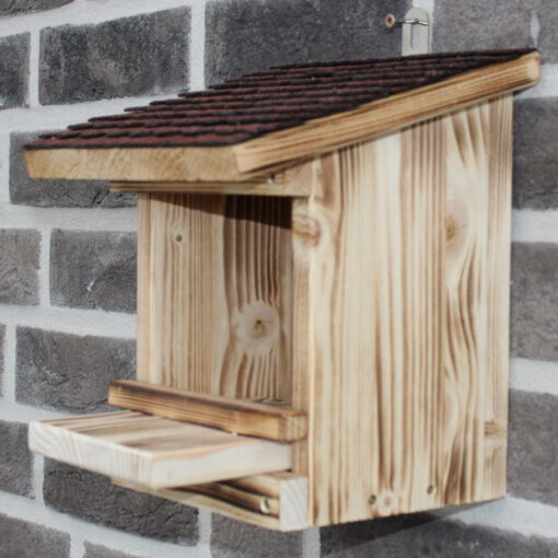 Nistkasten Meisenkasten für Kohlmeise, Kleiber, Meise, Brutplatz, rotes Schindeldach, Vogelhaus, Vogelvilla, – Bild 3